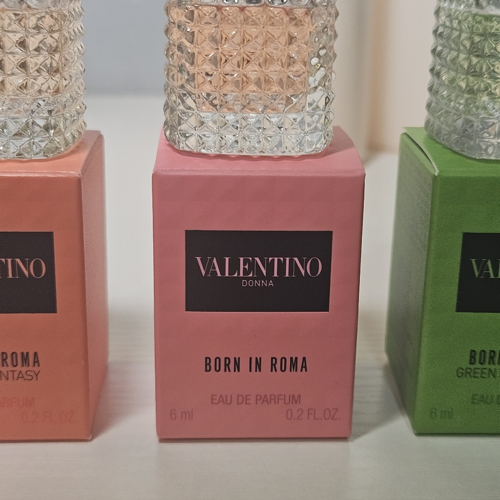 Valentino Born in Roma Set - Picture 8 of 11
